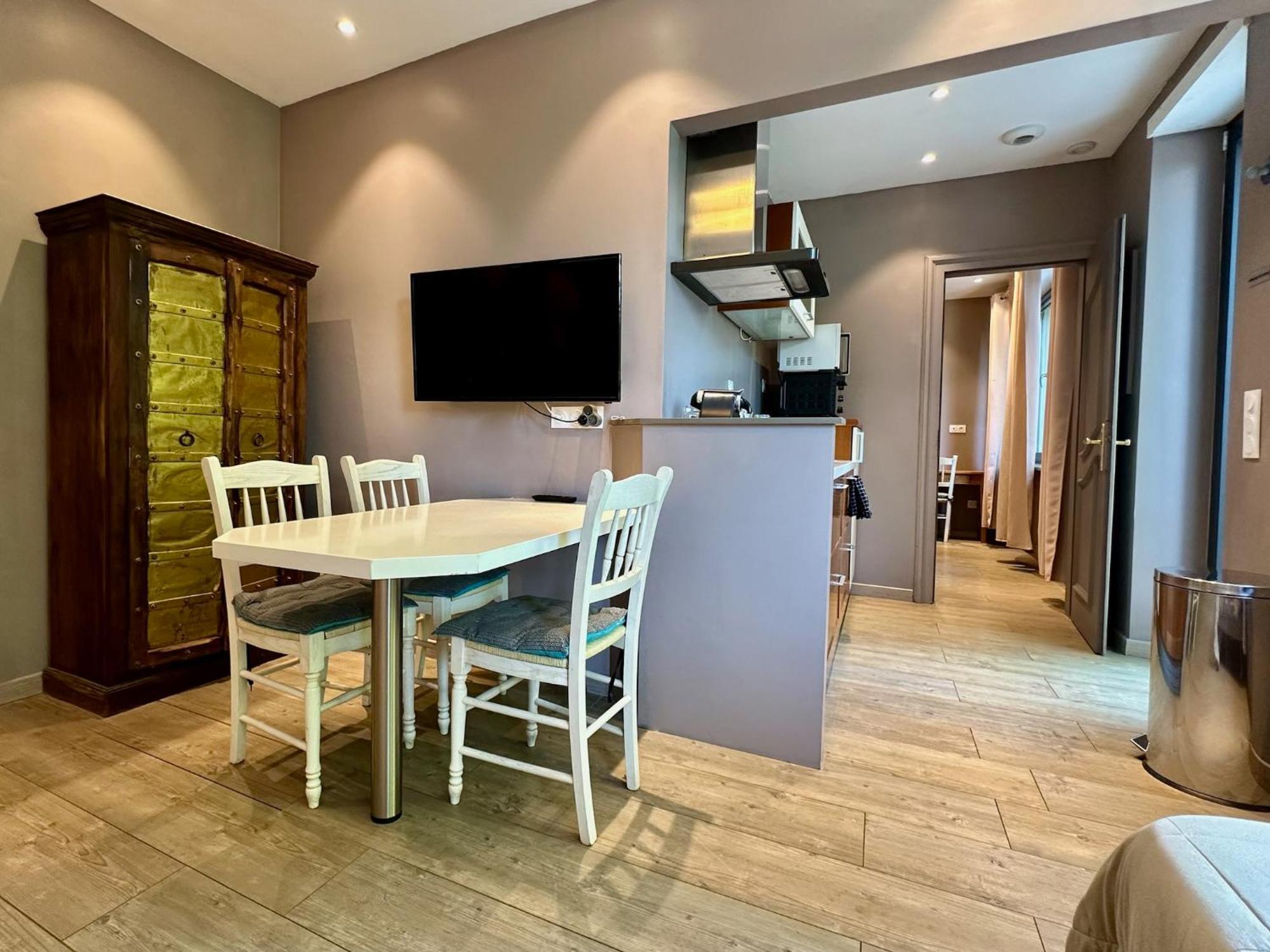 Gite 45M2 Avec Terrasse, 2 A 3 Pers, A Richemont Richemont  Exterior foto